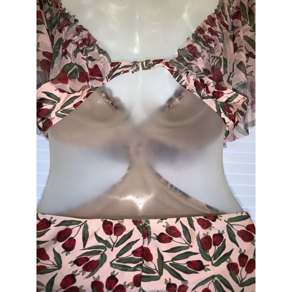 Agua de Coco Pink Berry One Piece bikini Size Medium - Picture 5 of 6